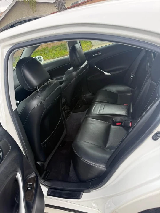 2009 Lexus IS 2nd Gen - Image 13 of 20