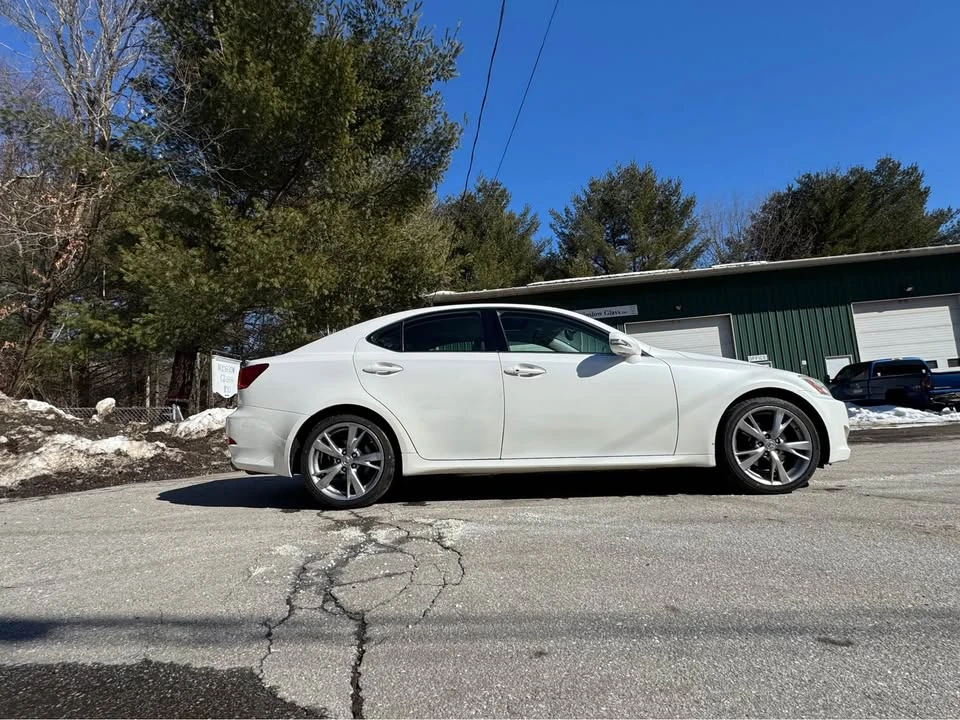 2009 Lexus IS 2nd Gen - Image 4 of 16