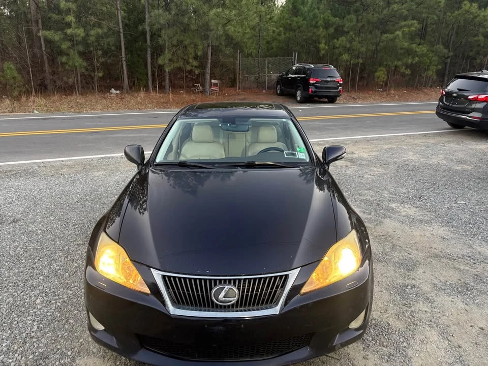 2009 Lexus IS 2nd Gen - Image 13 of 17