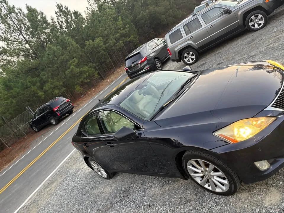 2009 Lexus IS 2nd Gen - Image 15 of 17