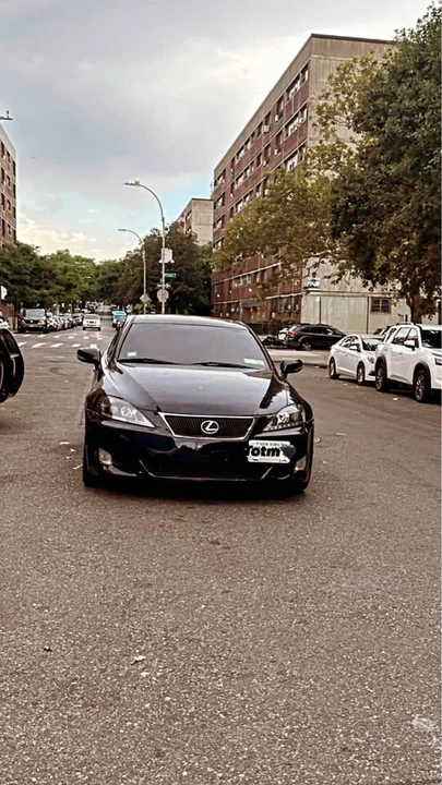2009 Lexus IS 2nd Gen - Image 2 of 9
