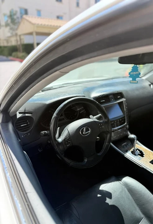 2009 Lexus IS 2nd Gen - Image 7 of 12