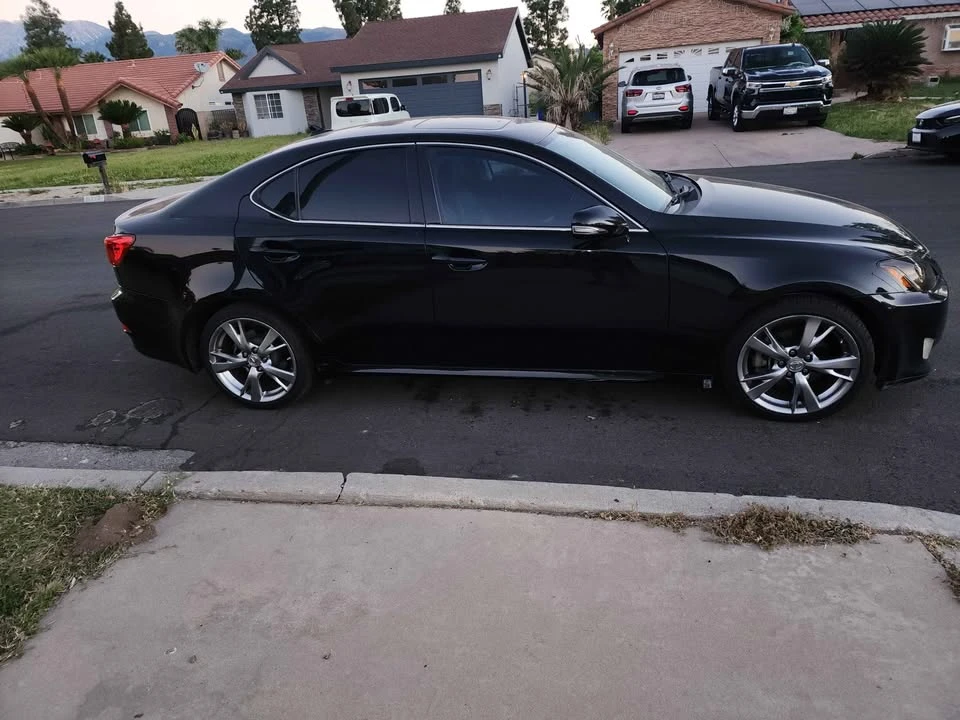 2009 Lexus IS 2nd Gen - Image 6 of 11