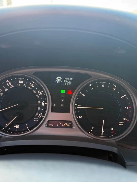 2009 Lexus IS 2nd Gen - Image 11 of 16