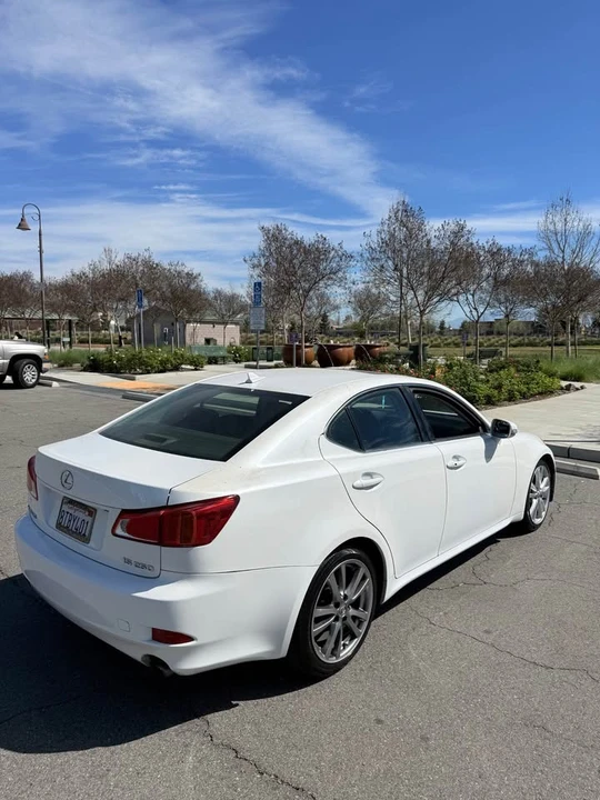 2009 Lexus IS 2nd Gen - Image 4 of 9