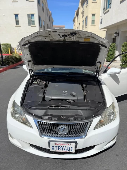 2009 Lexus IS 2nd Gen - Image 11 of 12
