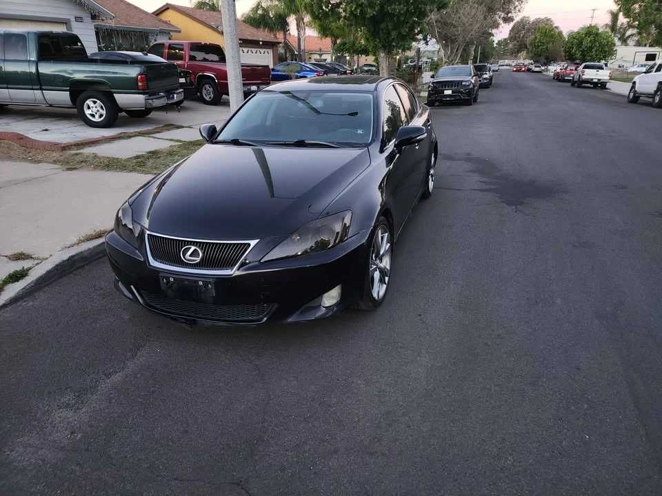 2009 Lexus IS 2nd Gen - Image 2 of 11