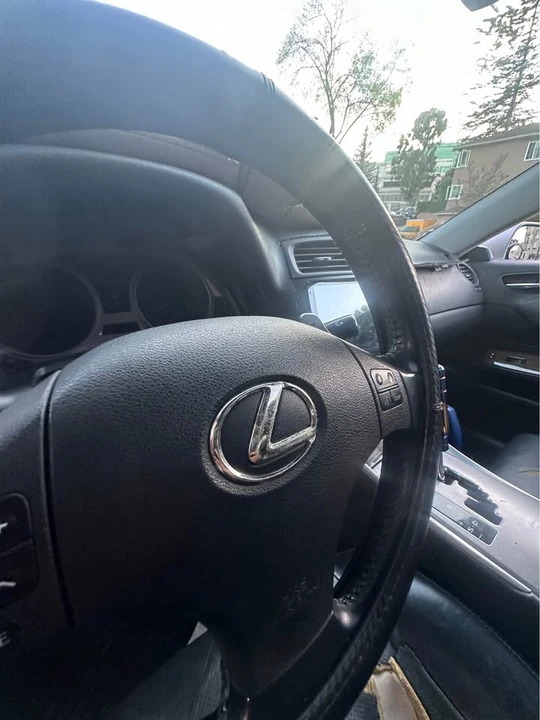 2009 Lexus IS 2nd Gen - Image 7 of 12