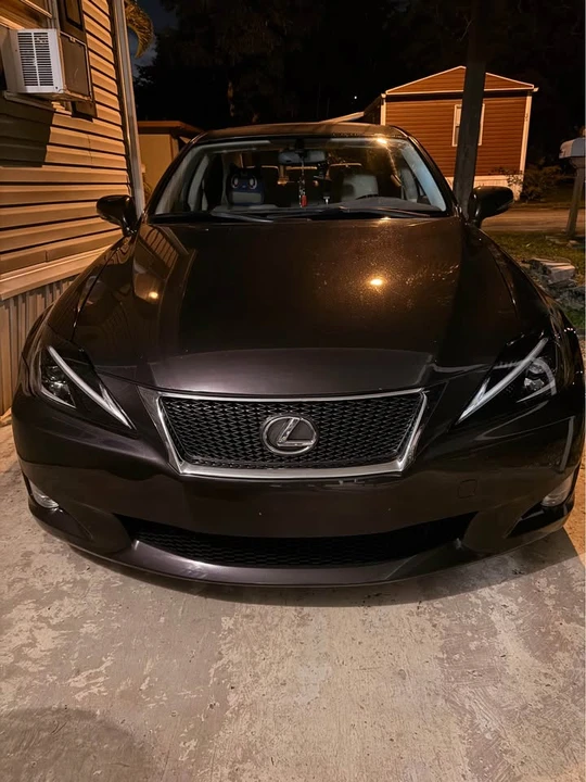 2009 Lexus IS 2nd Gen - Image 2 of 10