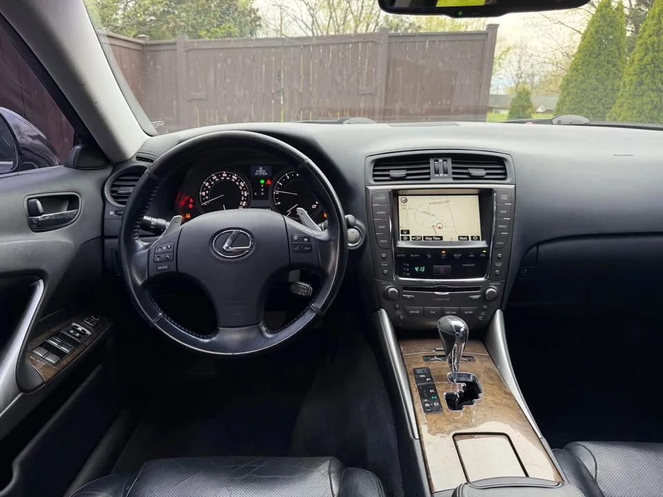 2009 Lexus IS 2nd Gen - Image 4 of 9