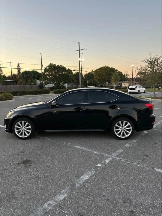 2009 Lexus IS 2nd Gen - Image 6 of 20