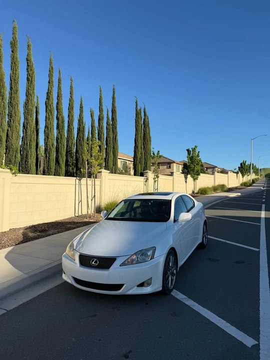 2009 Lexus IS 2nd Gen - Image 3 of 7