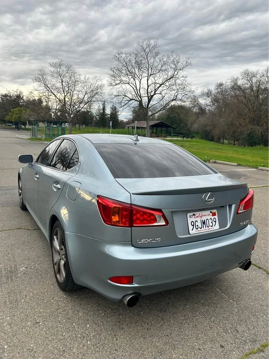 2009 Lexus IS 2nd Gen - Image 4 of 12
