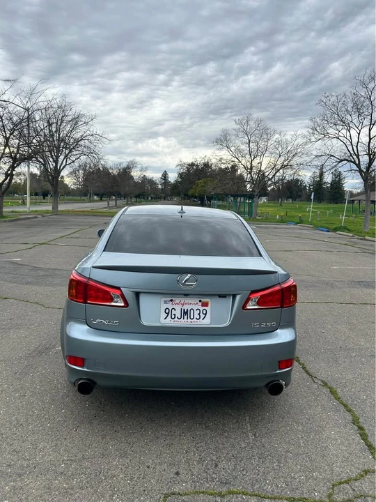 2009 Lexus IS 2nd Gen - Image 5 of 12