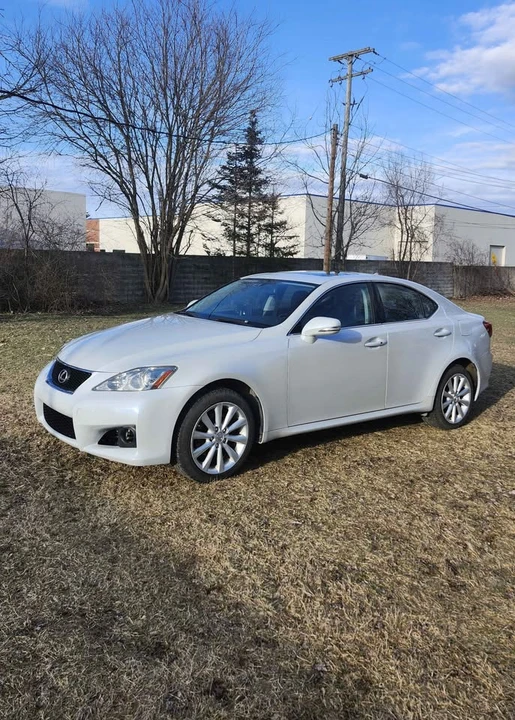 2009 Lexus IS 2nd Gen - Image 5 of 8