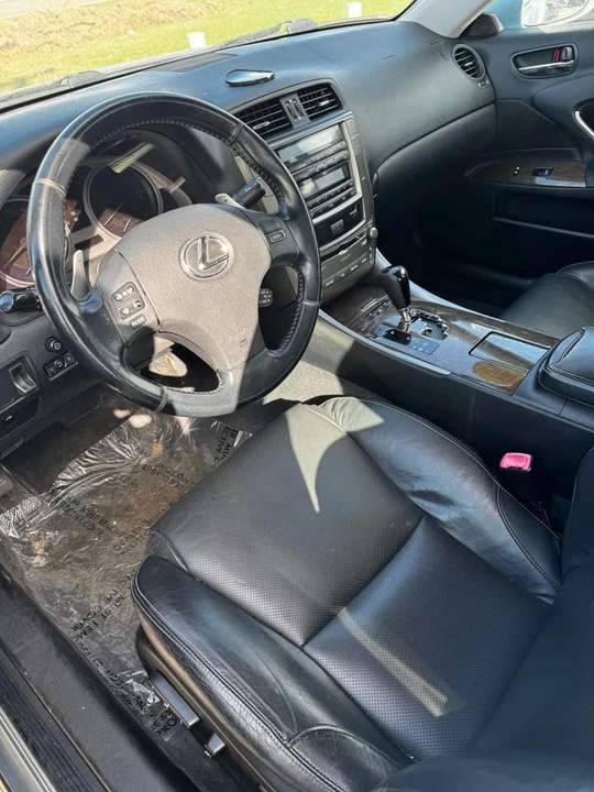 2009 Lexus IS 2nd Gen - Image 6 of 7