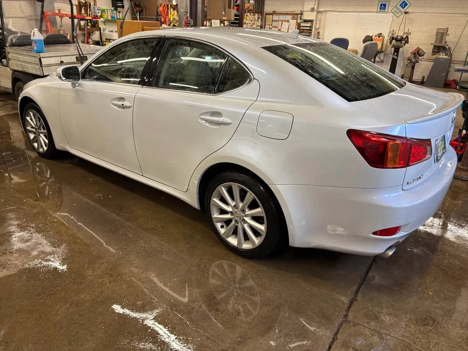 2009 Lexus IS 2nd Gen - Image 3 of 4