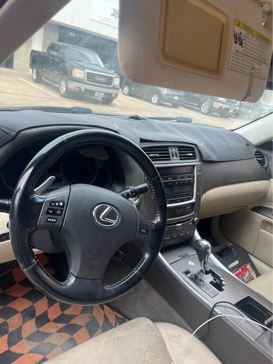 2009 Lexus IS 2nd Gen - Image 4 of 5
