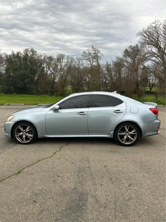 2009 Lexus IS 2nd Gen - Image 3 of 12