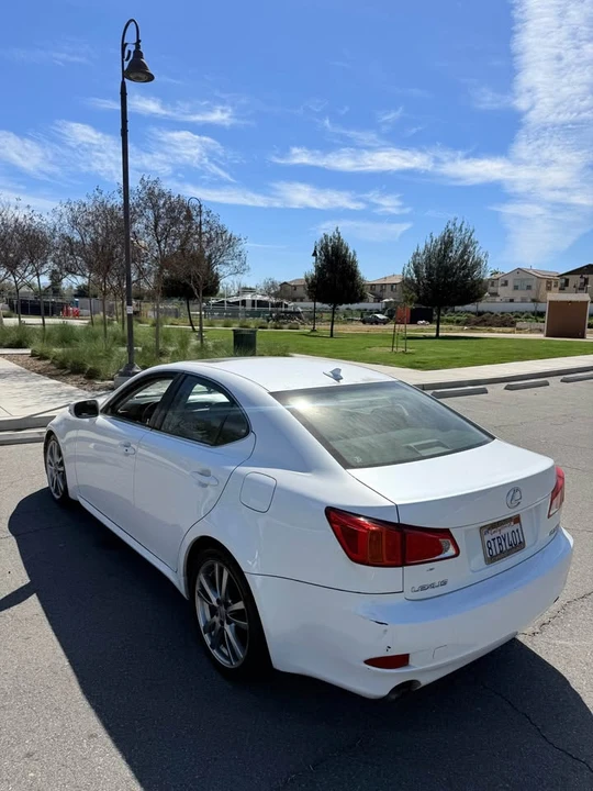 2009 Lexus IS 2nd Gen - Image 6 of 9