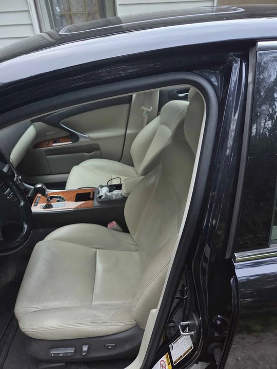 2009 Lexus IS 2nd Gen - Image 8 of 15