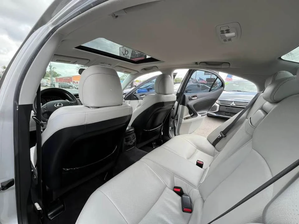2009 Lexus IS 2nd Gen - Image 13 of 14