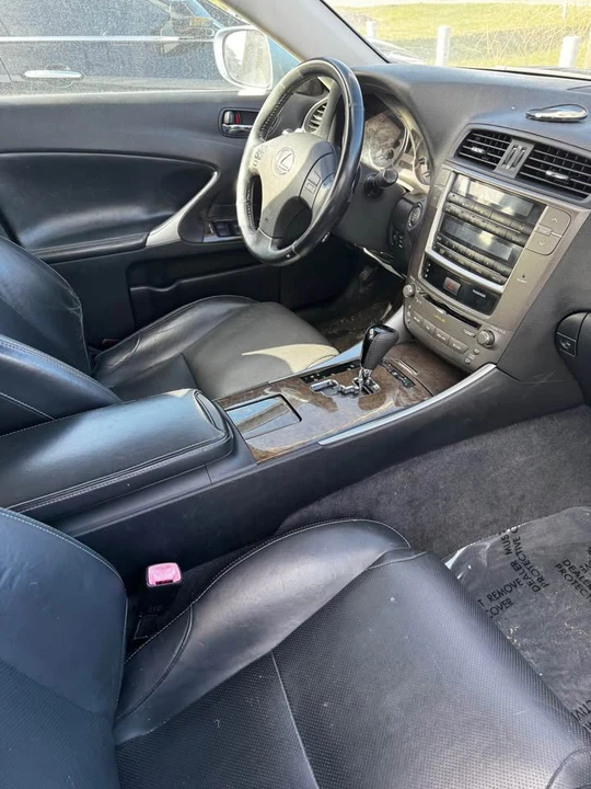 2009 Lexus IS 2nd Gen - Image 4 of 7