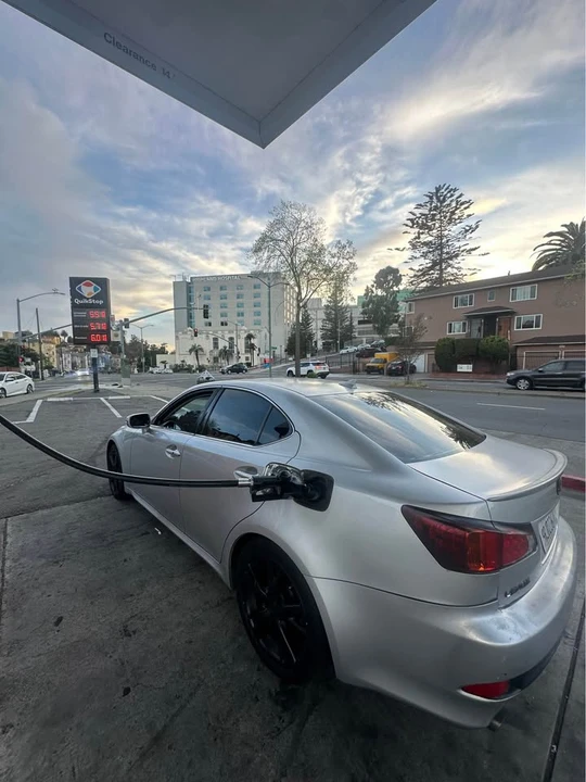 2009 Lexus IS 2nd Gen - Image 2 of 11