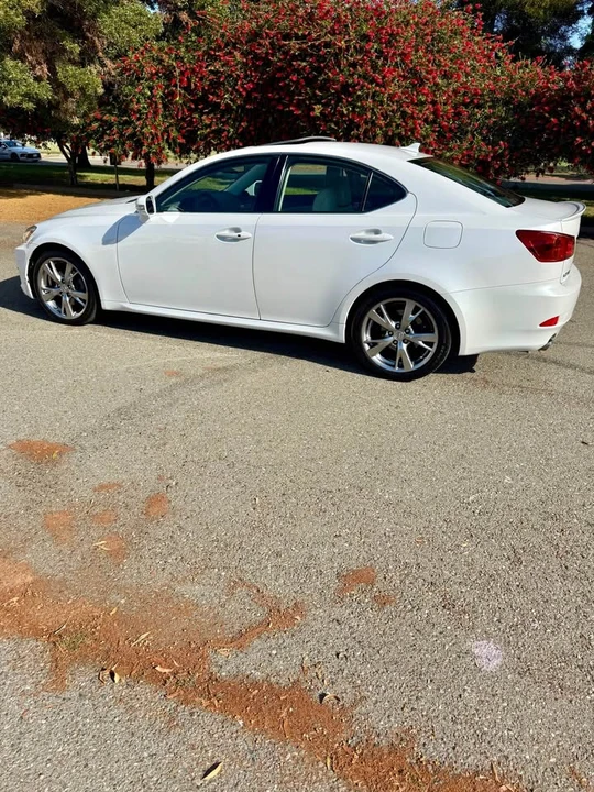 2009 Lexus IS 2nd Gen - Image 5 of 10