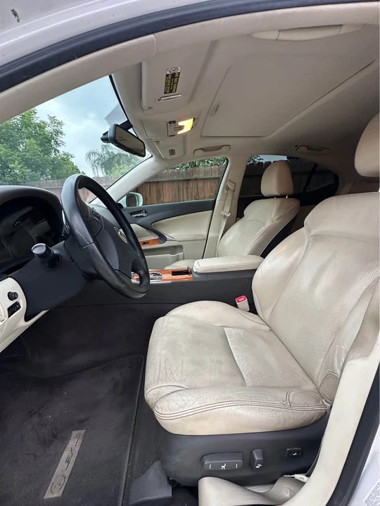 2009 Lexus IS 2nd Gen - Image 6 of 10