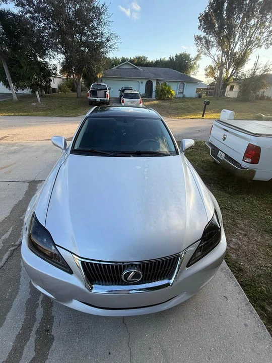 2009 Lexus IS 2nd Gen - Image 2 of 6