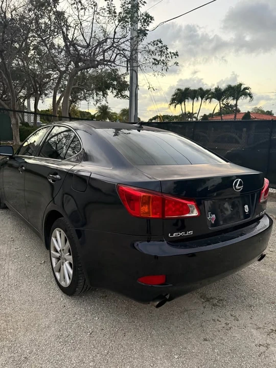 2009 Lexus IS 2nd Gen - Image 3 of 7