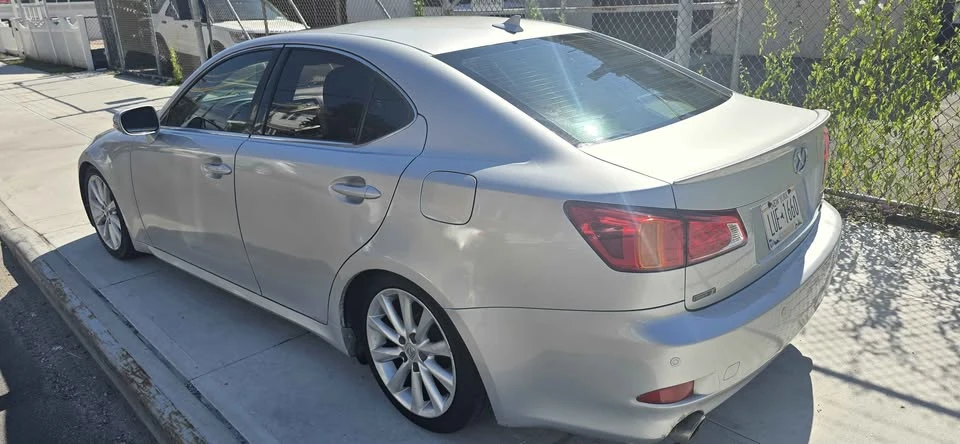 2009 Lexus IS 2nd Gen - Image 7 of 8