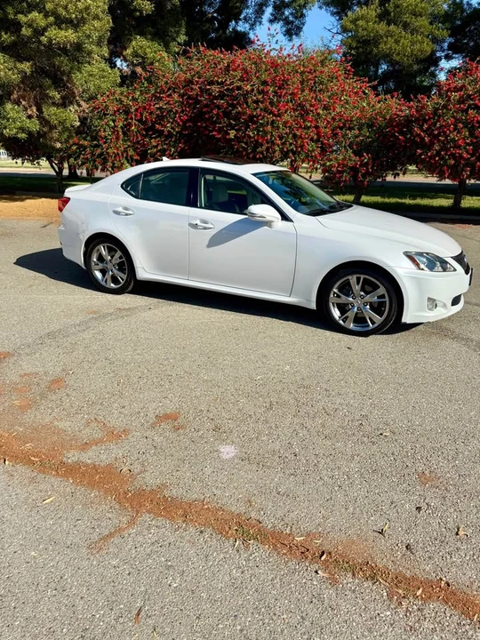 2009 Lexus IS 2nd Gen - Image 2 of 10