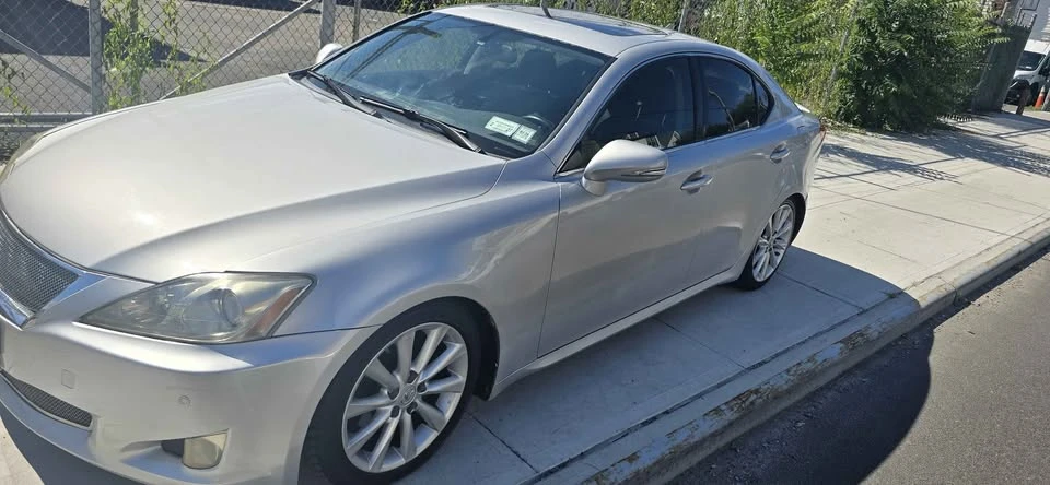 2009 Lexus IS 2nd Gen - Image 5 of 8