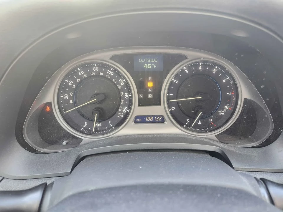 2009 Lexus IS 2nd Gen - Image 8 of 12