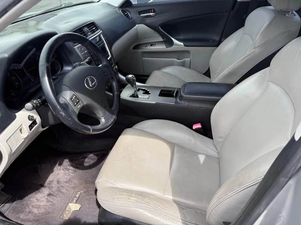 2009 Lexus IS 2nd Gen - Image 17 of 18