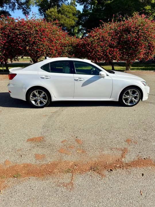 2009 Lexus IS 2nd Gen - Image 5 of 9