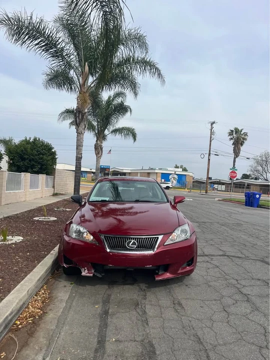 2009 Lexus IS 2nd Gen - Image 9 of 17