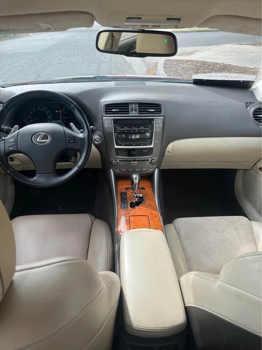 2009 Lexus IS 2nd Gen - Image 15 of 17