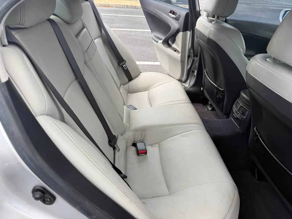 2009 Lexus IS 2nd Gen - Image 12 of 18