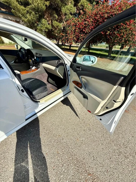 2009 Lexus IS 2nd Gen - Image 9 of 9
