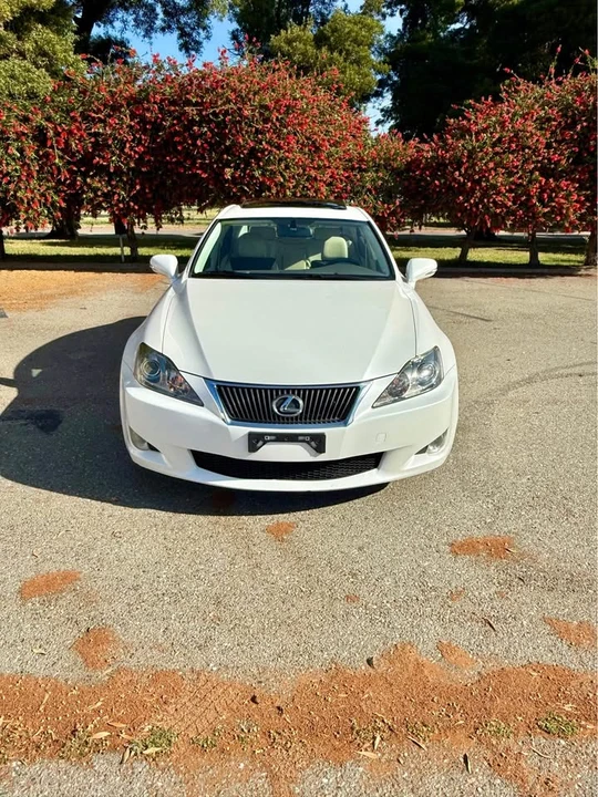 2009 Lexus IS 2nd Gen - Image 4 of 9
