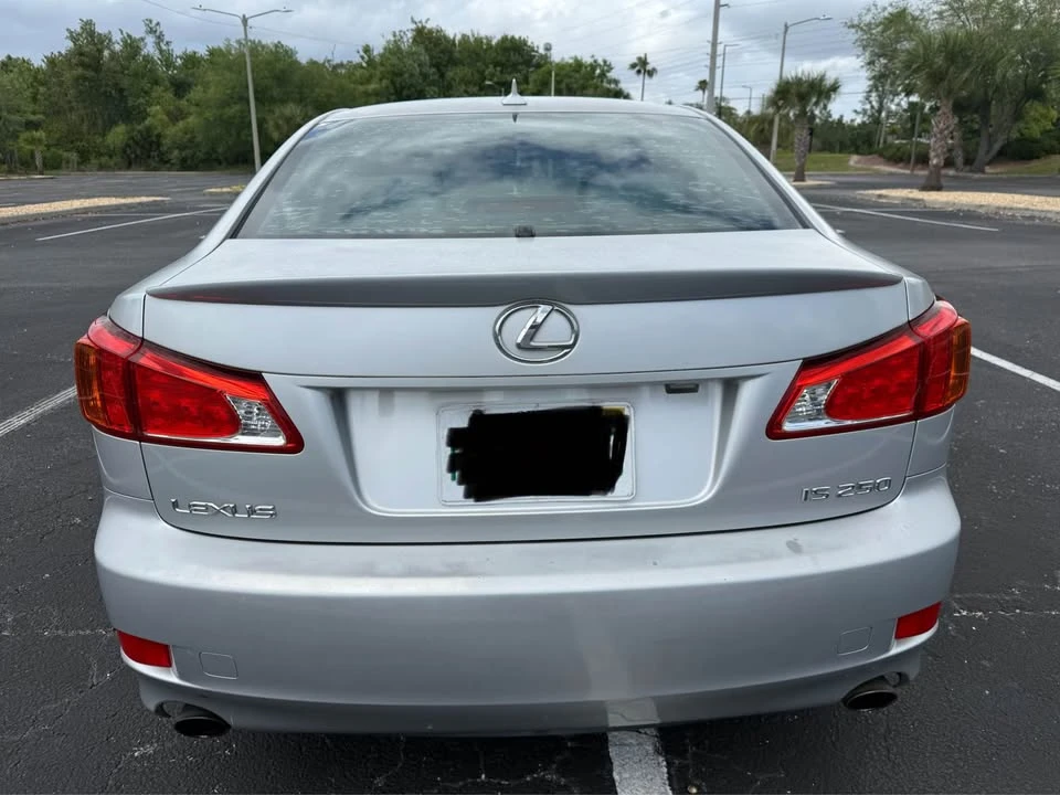 2009 Lexus IS 2nd Gen - Image 8 of 18