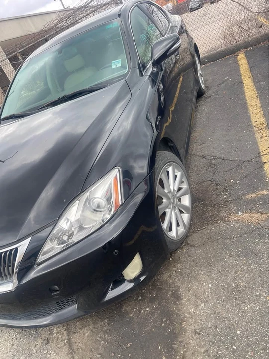 2009 Lexus IS 2nd Gen - Image 2 of 7