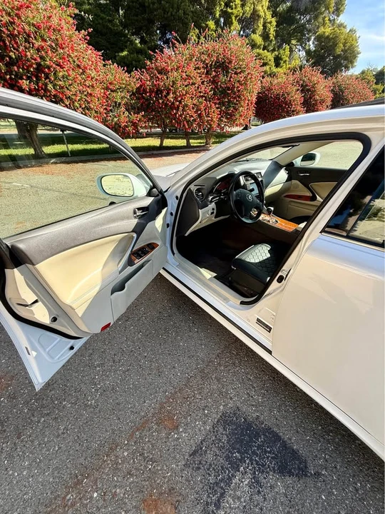 2009 Lexus IS 2nd Gen - Image 8 of 9