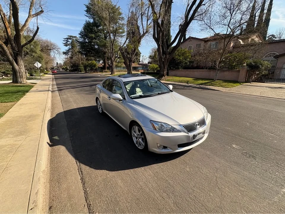 2009 Lexus IS 2nd Gen - Image 2 of 11