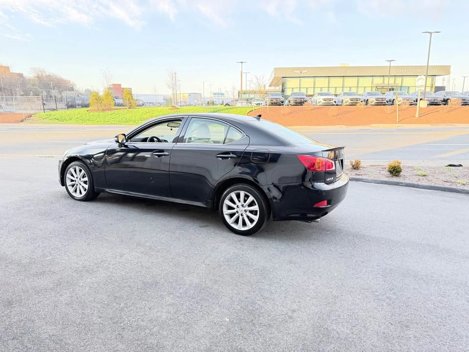 2009 Lexus IS 2nd Gen - Image 11 of 12