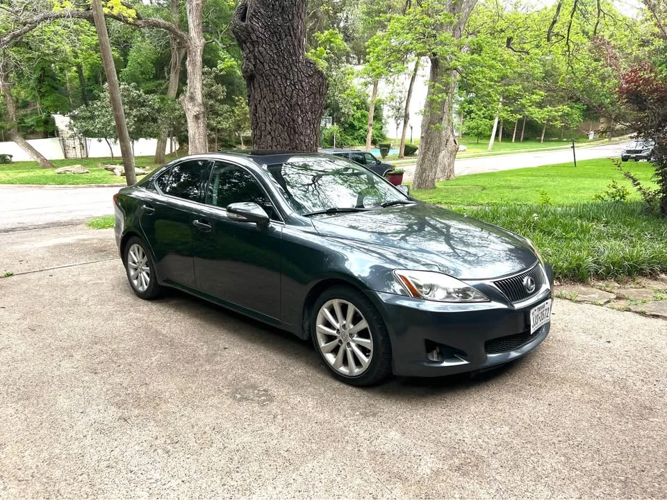2009 Lexus IS 2nd Gen - Image 2 of 7