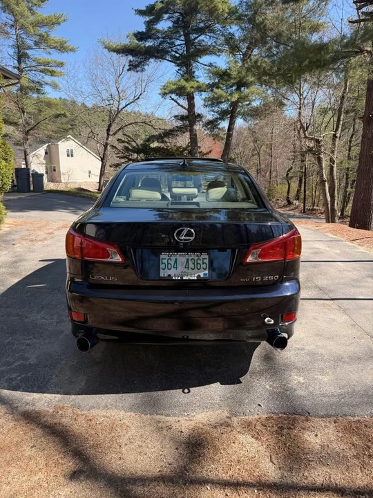2009 Lexus IS 2nd Gen - Image 6 of 7